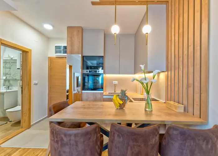 Luksuzni Kutak - Prestige Forest アパート *